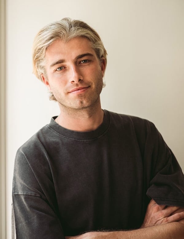 Mannelijk model met blond haar Cees D.