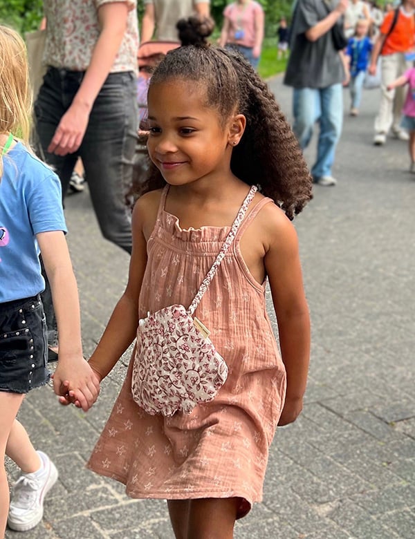 Kindermodel mer bruine ogen Jade A.