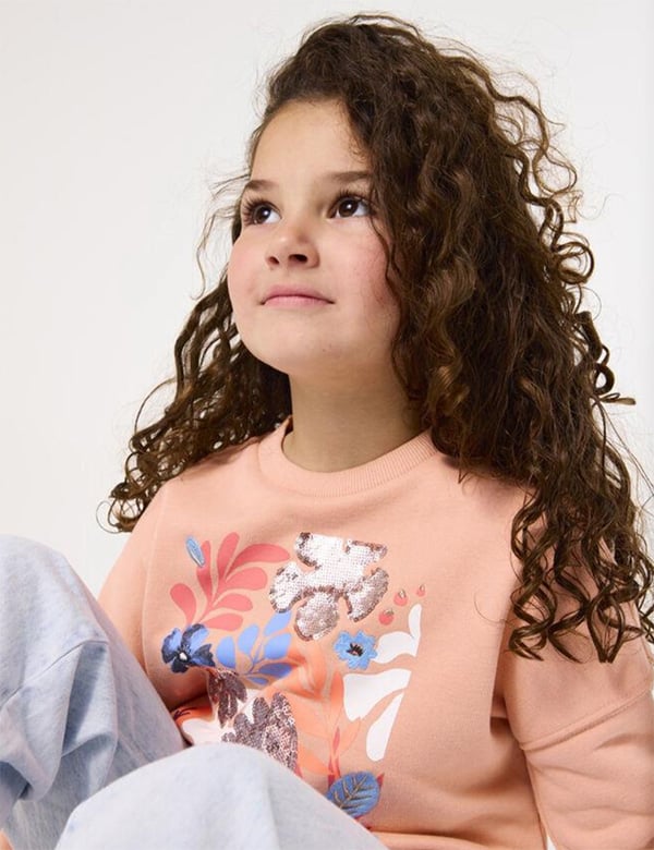 Kindermodel met krulletjes Lorena