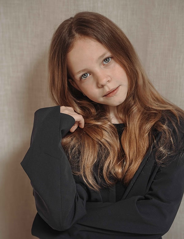 kindermodel met blond haar Lux