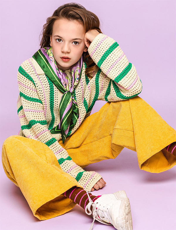 Kindermodel met bruin haar Maeley