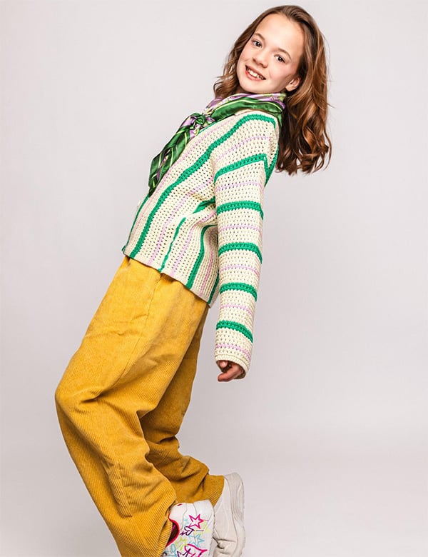 Kindermodel met bruin haar Maeley