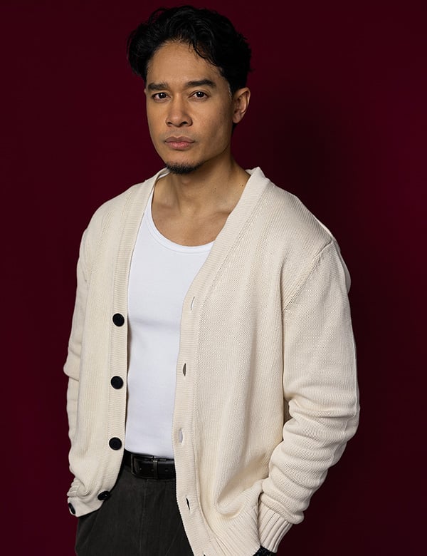 mannelijk model met donker haar Robert A.