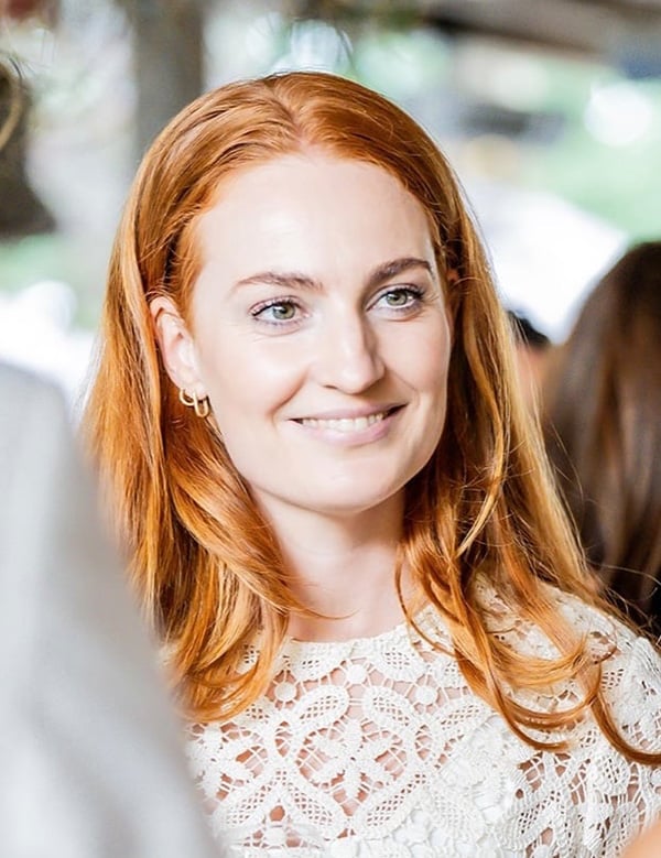 Vrouwelijk model met rossig haar Sanna H.