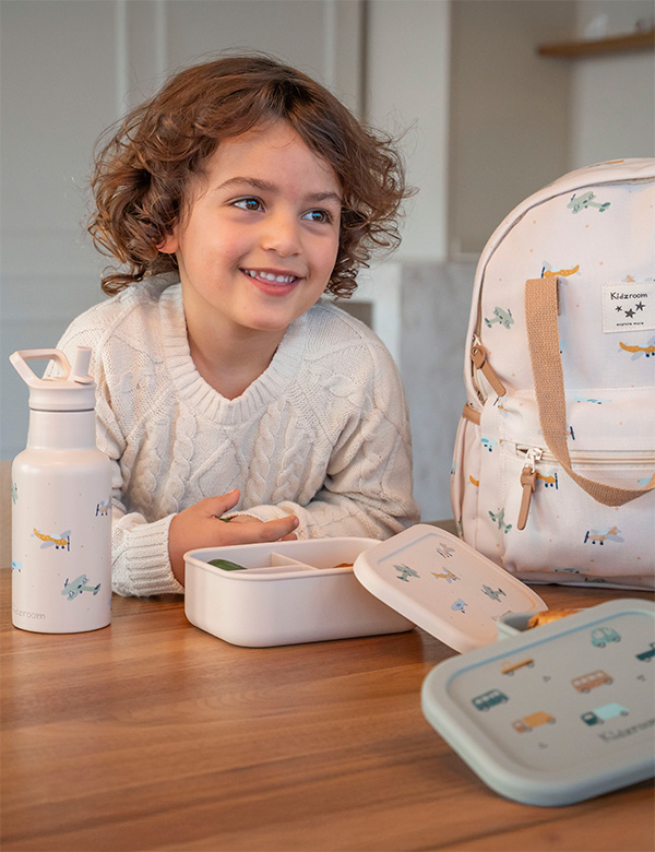 Kindermodel met bruin haar Tiamo