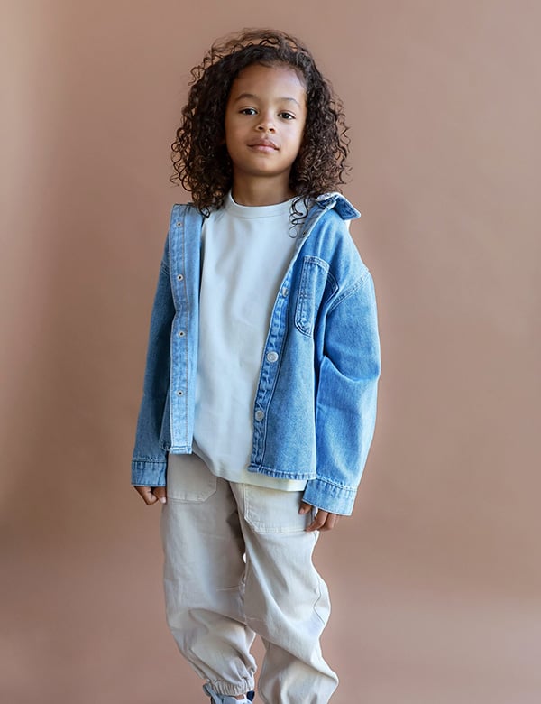 kindermodel met krullend haar Vince RIE.