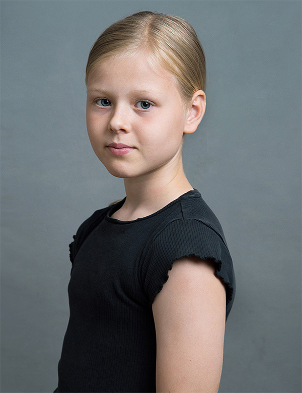 Kindermodel met blond haar Frederique N.