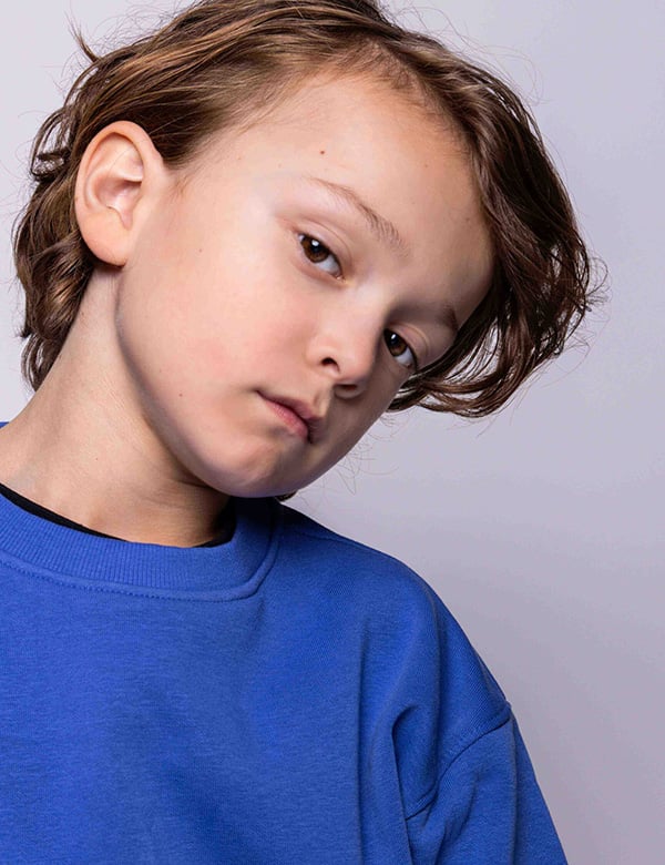 Kindermodel mer bruin haar Scott G.