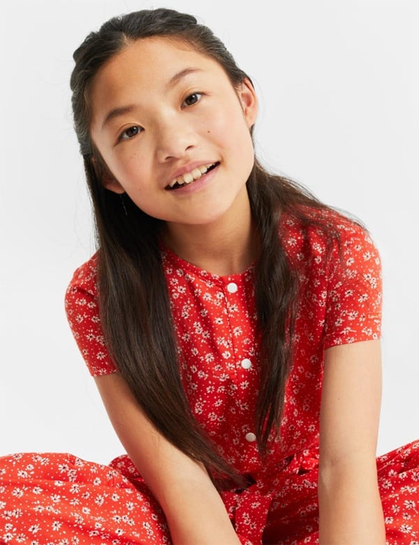 Kindermodel met donkere haren Anya