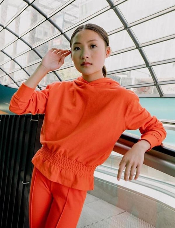 Kindermodel met donkere haren Anya