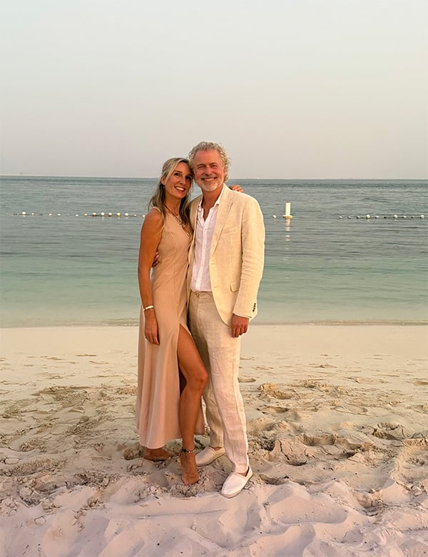 Vrouwelijk model met blondgrijs haar Katja Kb.