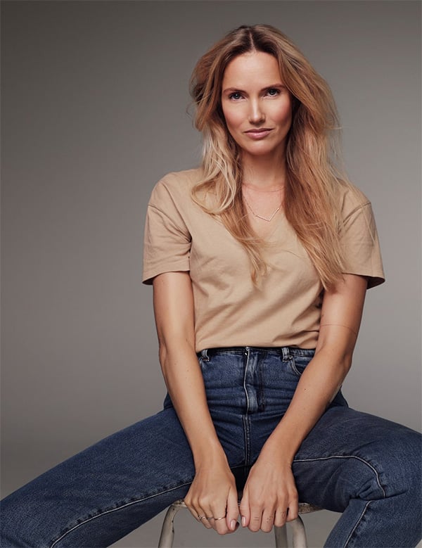 Vrouwelijk model met blond aar Marije M.