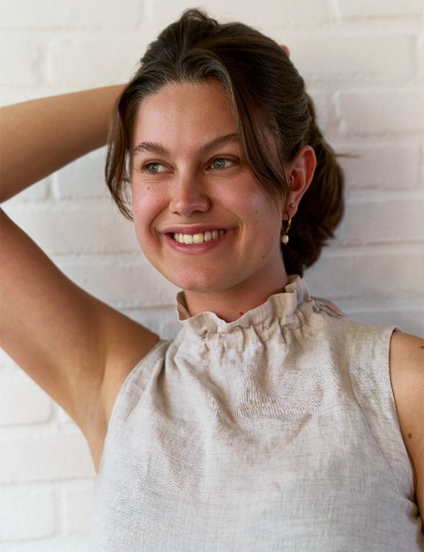 vrouwelijk model en actrice Romy E.