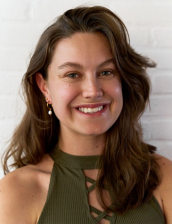 vrouwelijk model en actrice Romy E.