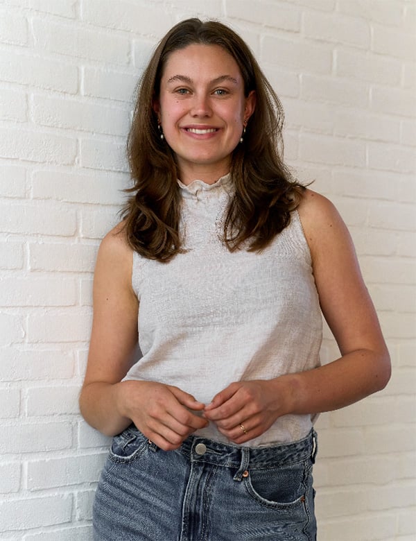 vrouwelijk model en actrice Romy E.