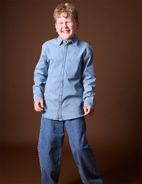 Kindermodel met blond haar Bodian