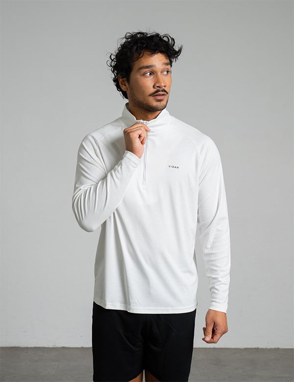 Mannelijk model met donkerbruin haar Daniel M.