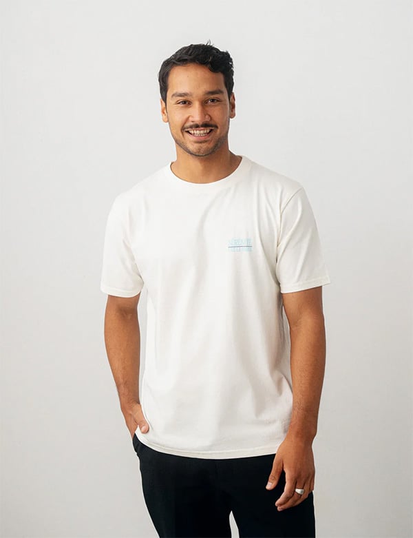 Mannelijk model met donkerbruin haar Daniel M.