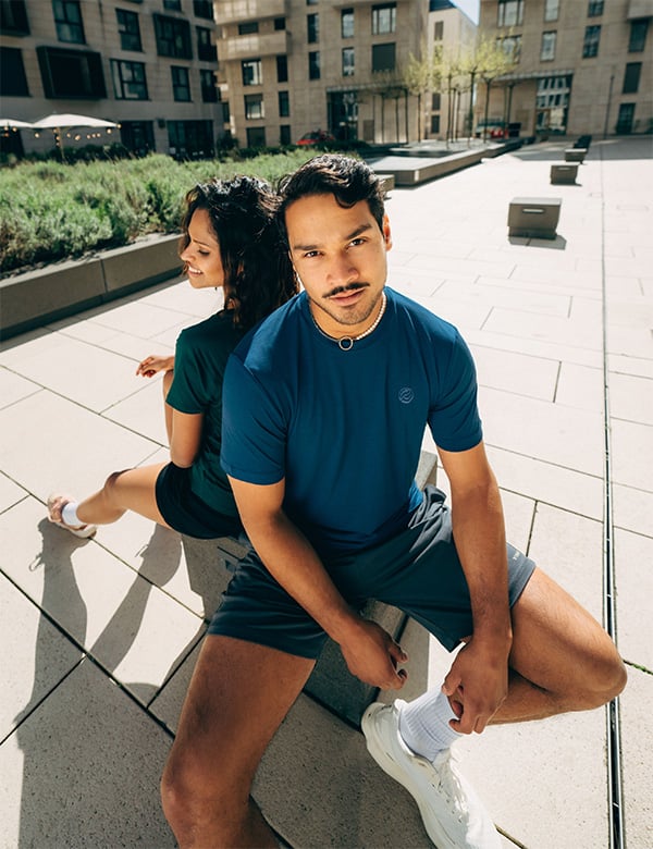 Mannelijk model met donkerbruin haar Daniel M.