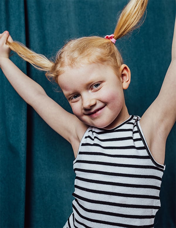 Kindermodel met blond haar Dominique
