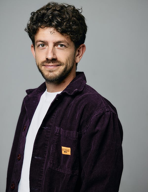 Mannelijk model met bruin haar Jeroen J.