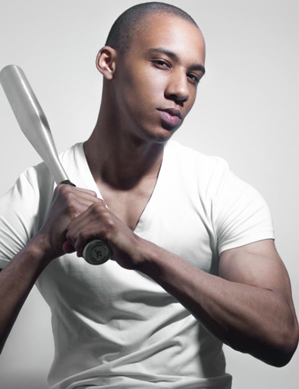 Mannelijk model met bruine ogen Lorenzo