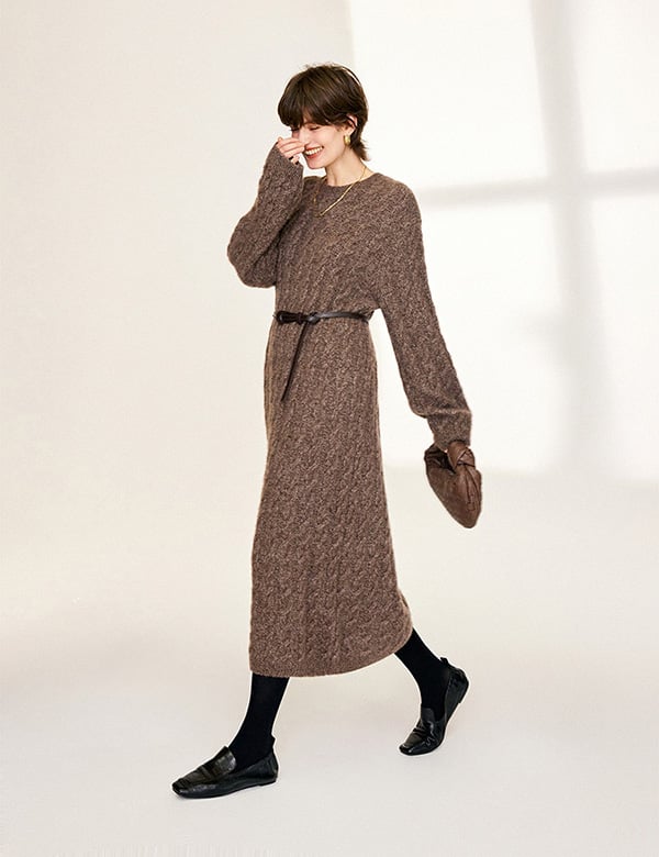 vrouwelijk model met kort haar Myrthe P.