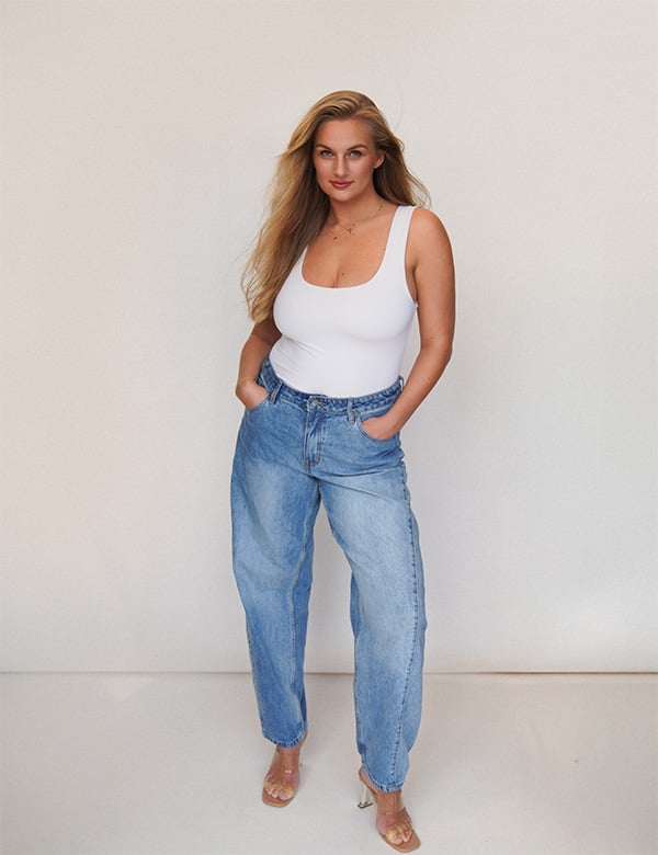 Vrouwelijk model met blond haar Romy L.