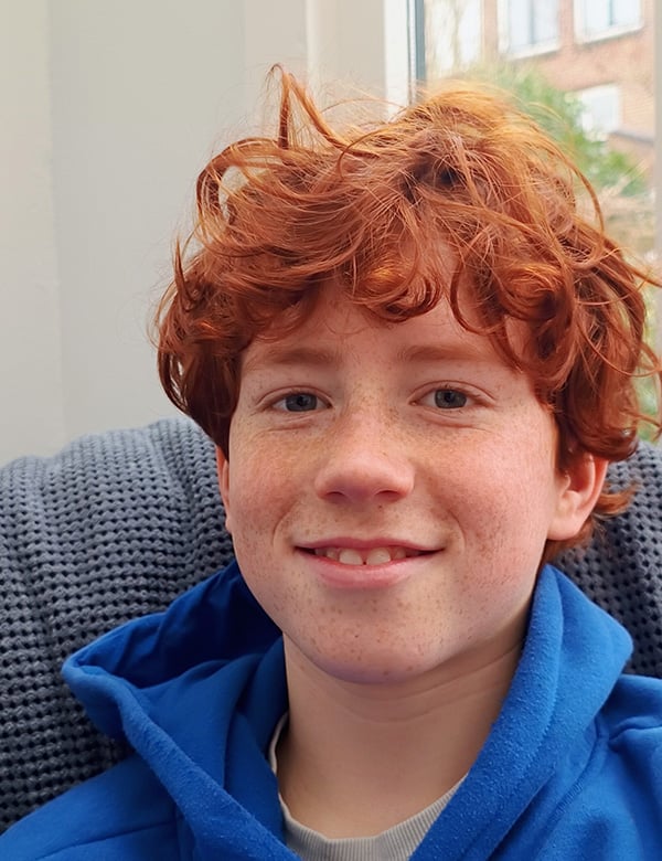 kindermodel met rood haar Abel