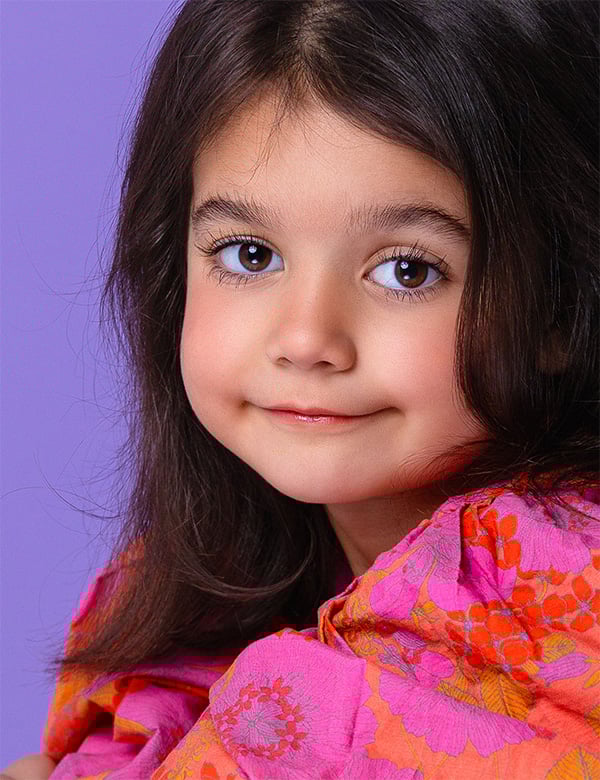 Kindermodel met bruin haar Ayda