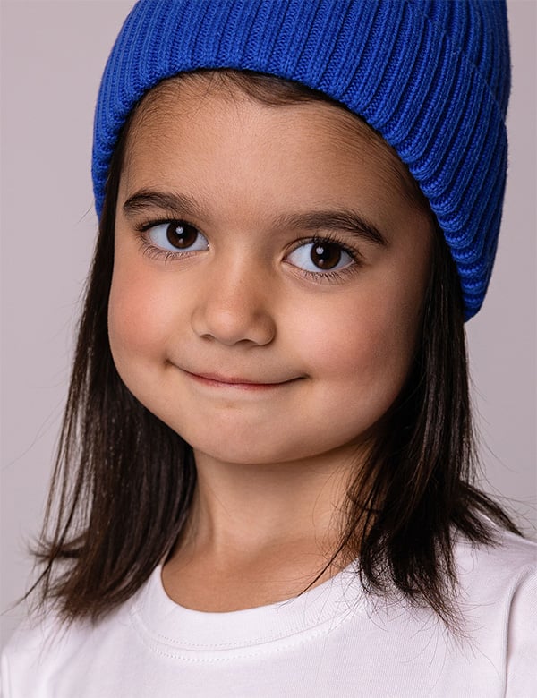 Kindermodel met bruin haar Ayda