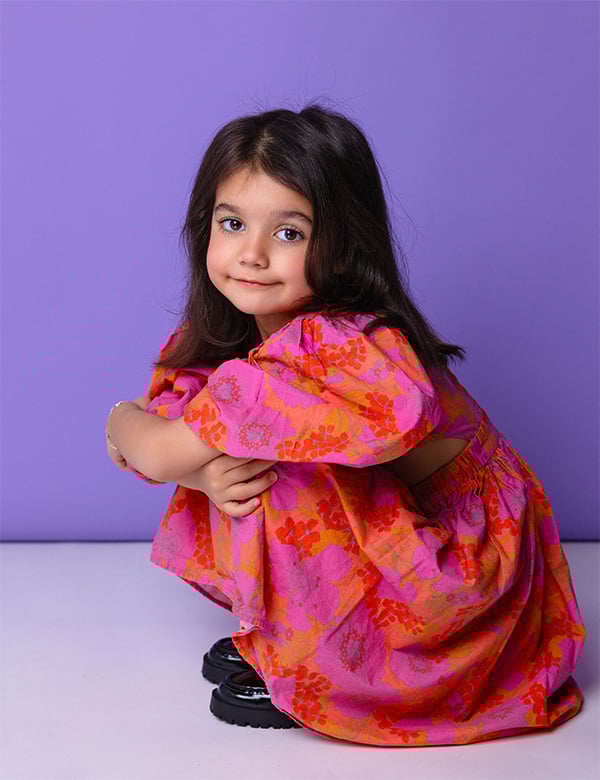 Kindermodel met bruin haar Ayda