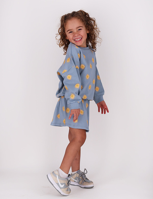 kindermodel met bruine krullen Joy T.
