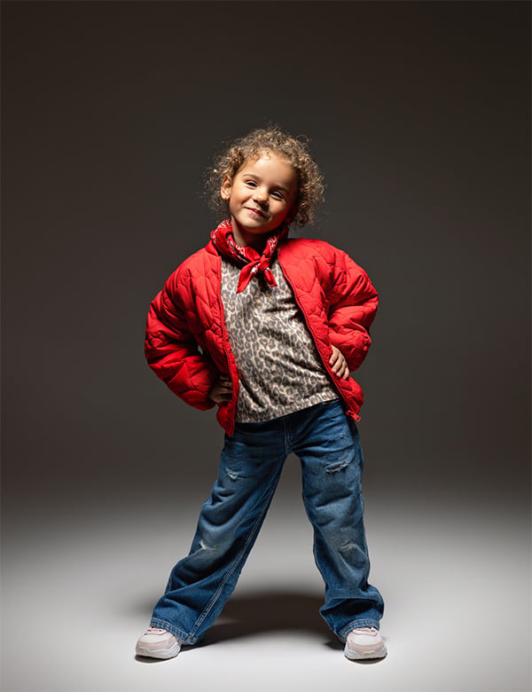 Kindermodel met bruin haar Joy T.
