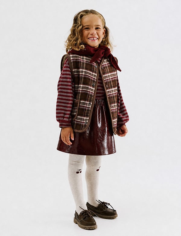 Kindermodel met bruin haar Joy T.