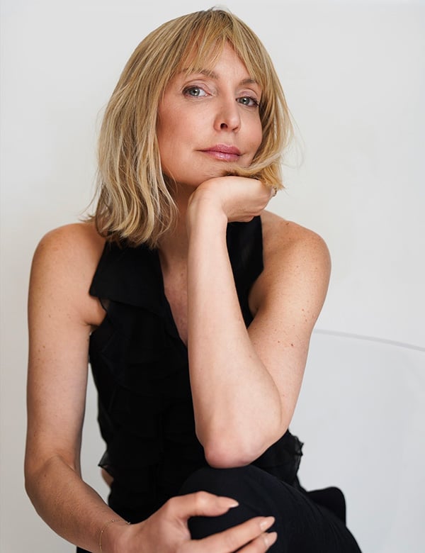 vrouwelijk model met blond haar Mirja