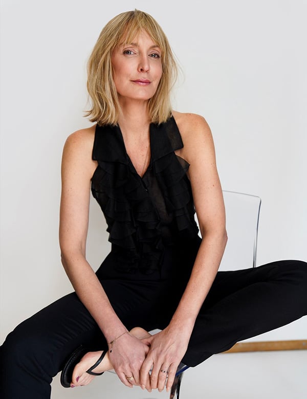 vrouwelijk model met blond haar Mirja