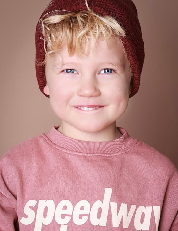 kindermodel met blond haar Scott P.