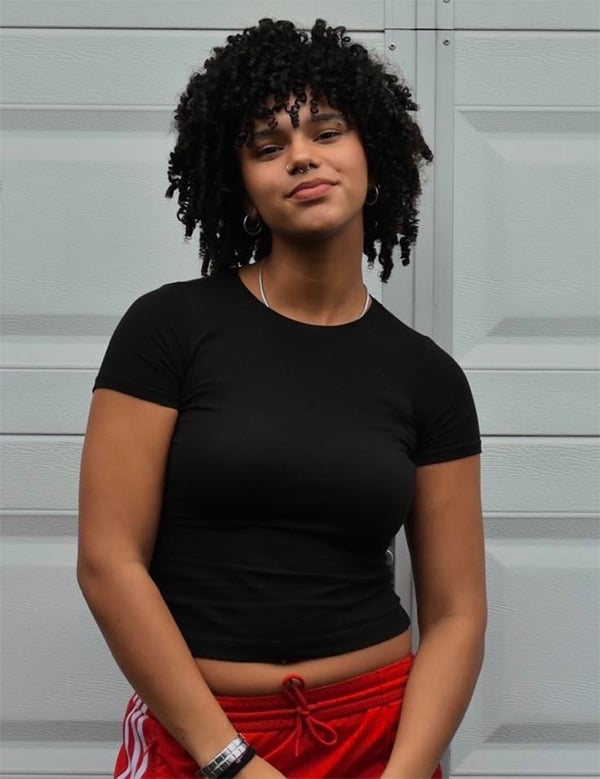 Vrouwelijk model met bruin haar Troy