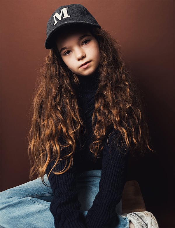 Kindermodel met bruin haar Zenne