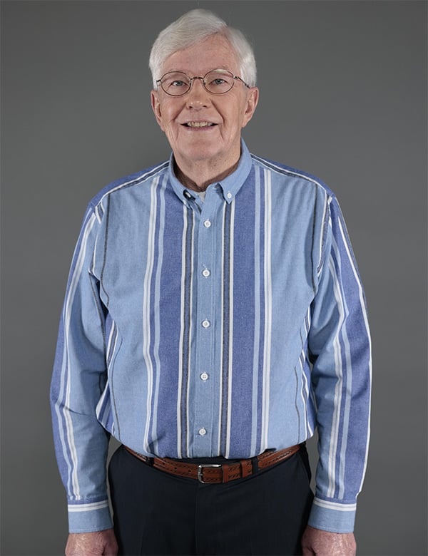 Seniorenmodel met grijs haar Ben