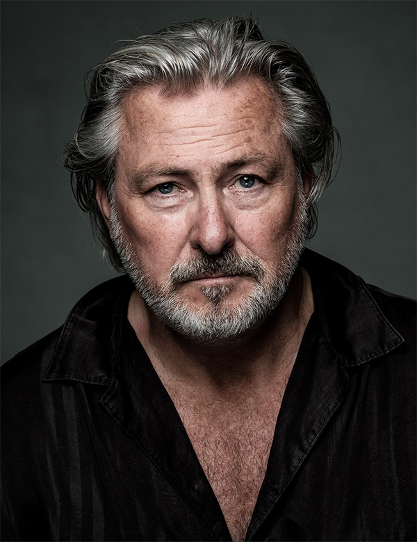 Acteur met grijs haar Bram L.
