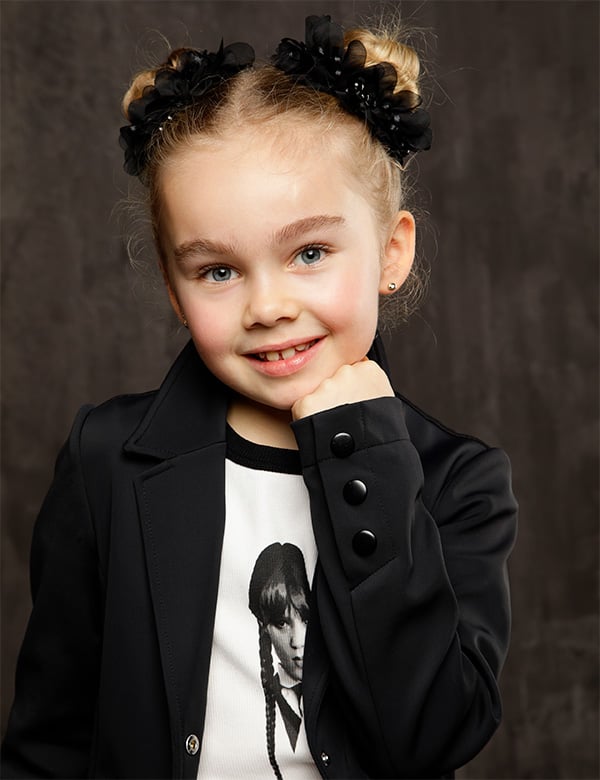 Kindermodel met blond haar Cleo H.