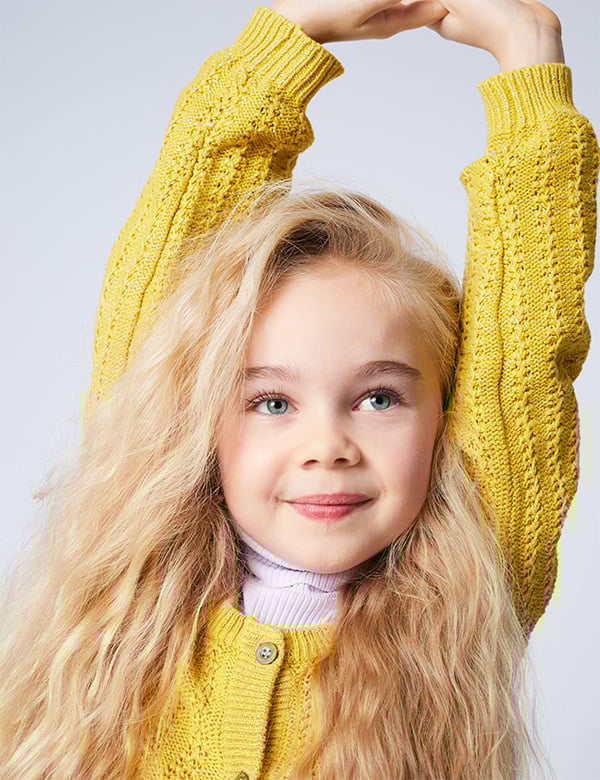 Kindermodel met blond haar Cleo H.