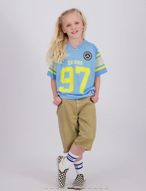 kindermodel met blond haar Laurie K.