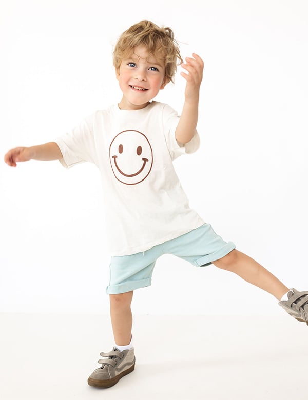 Kindermodel met blond haar Levi S.