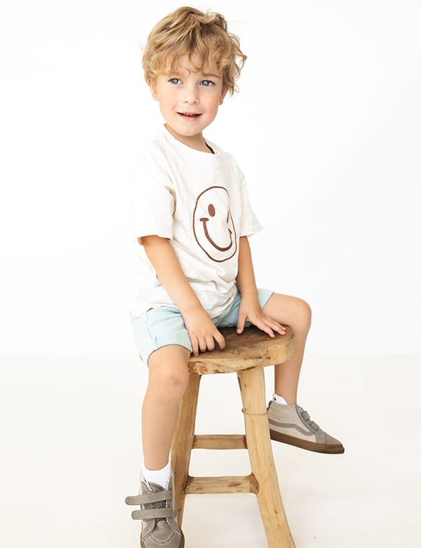 Kindermodel met blond haar Levi S.