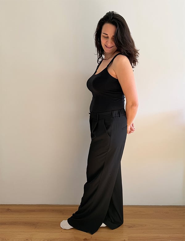 Vrouwelijk model met donkerbruin haar Nori M.