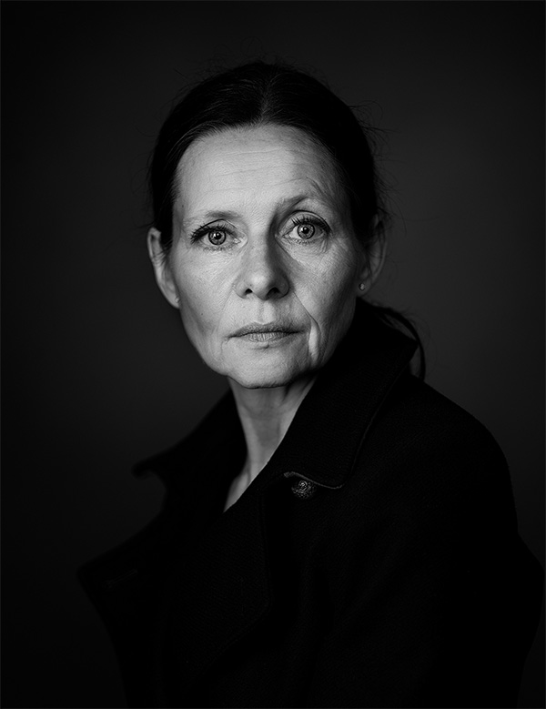 Vrouwelijk model met bruin haar Susanne M.