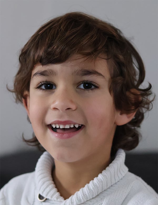 Kindermodel met bruin haar Zayn V.